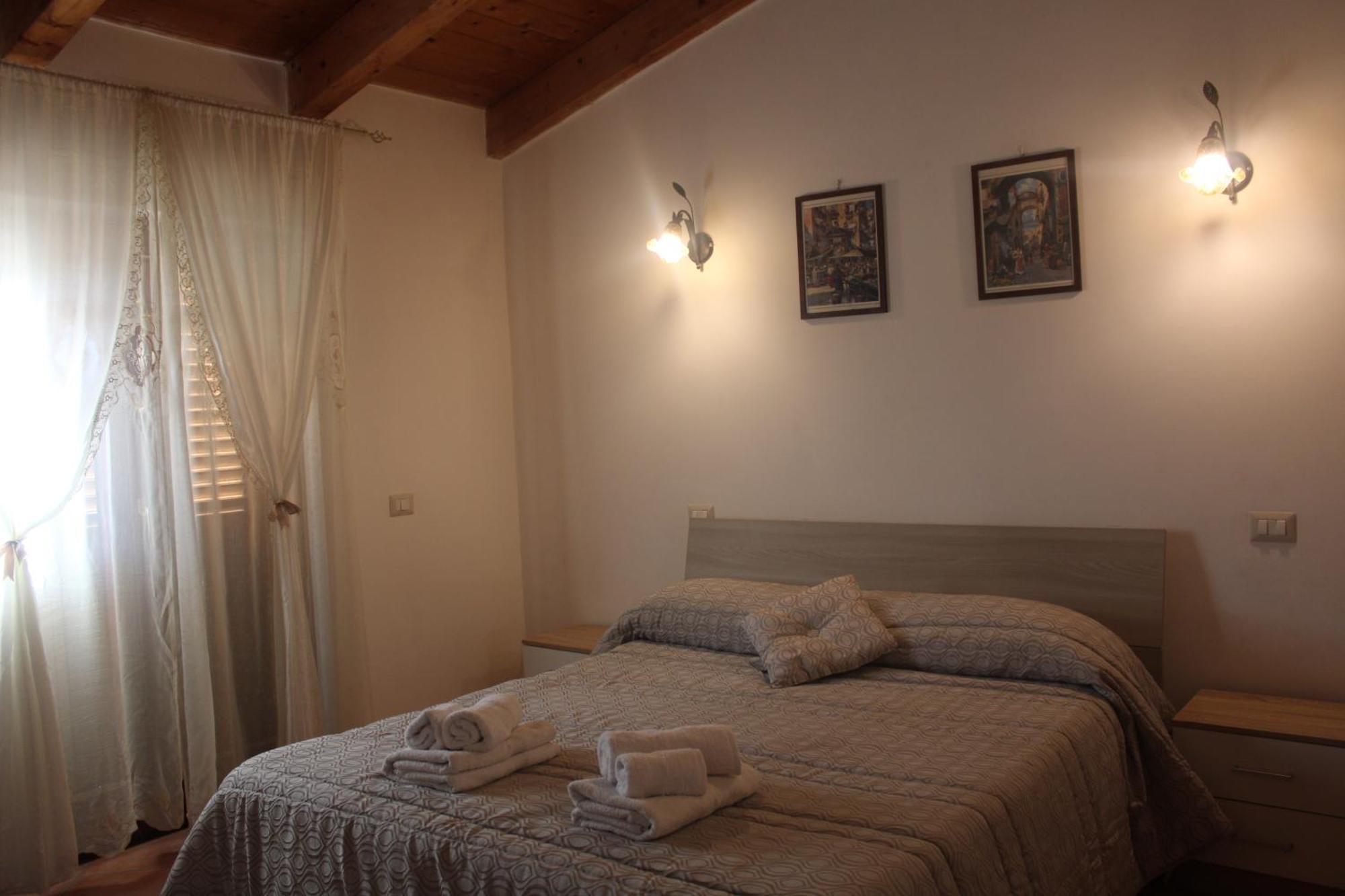 Bed & Breakfast Il Sentiero Аджерола Екстериор снимка